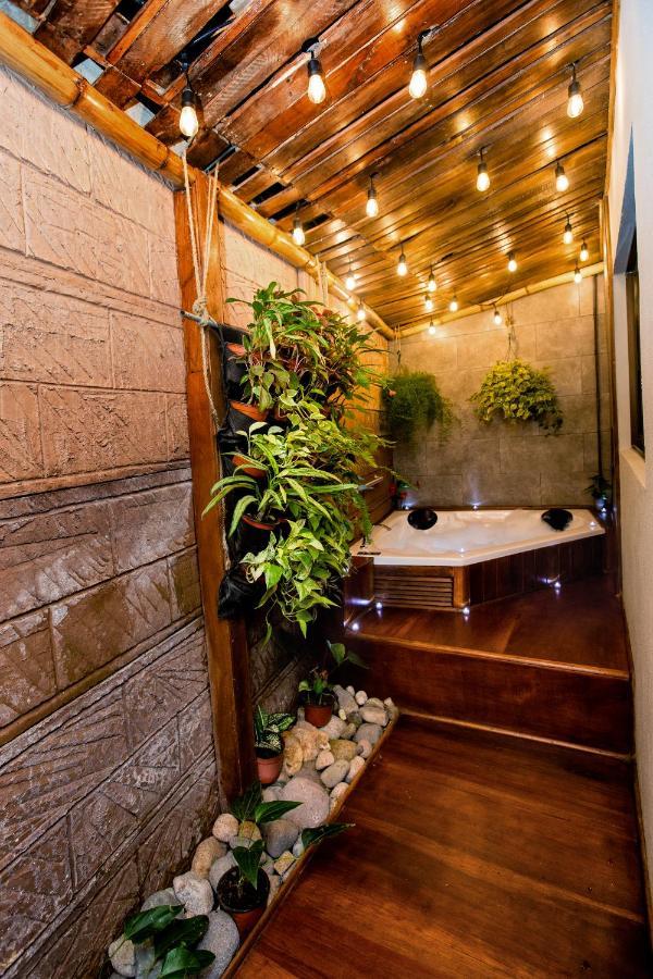 Casa Suculenta ,Monteverde Con Jacuzzi Privado Y Lavanderia Exterior photo